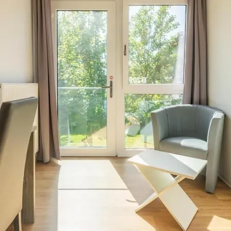 Διαμέρισμα B - *