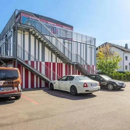 B - Διαμέρισμα